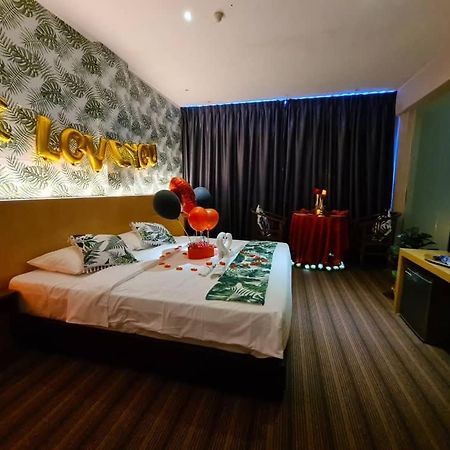 Grandeur Hotel And Spa Malacca Bagian luar foto