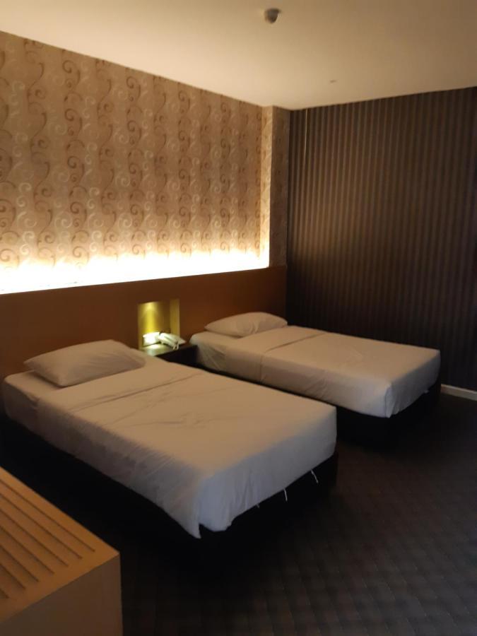 Grandeur Hotel And Spa Malacca Bagian luar foto