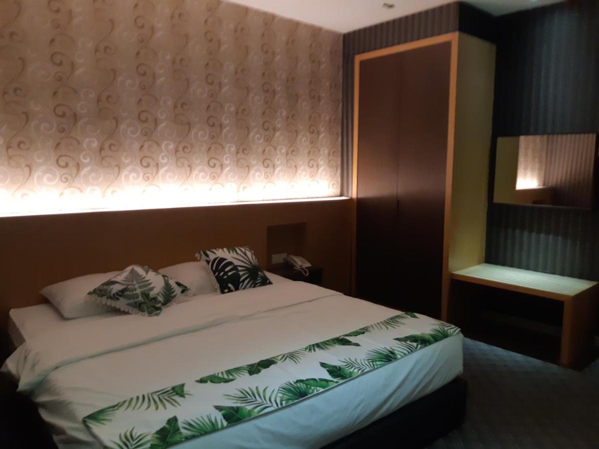 Grandeur Hotel And Spa Malacca Bagian luar foto