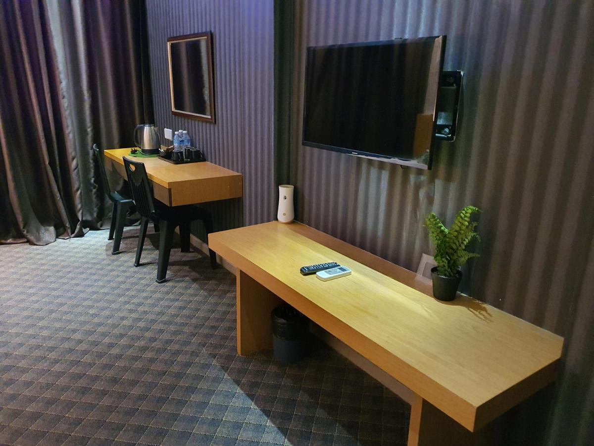Grandeur Hotel And Spa Malacca Bagian luar foto