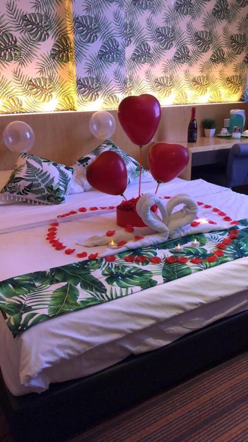 Grandeur Hotel And Spa Malacca Bagian luar foto