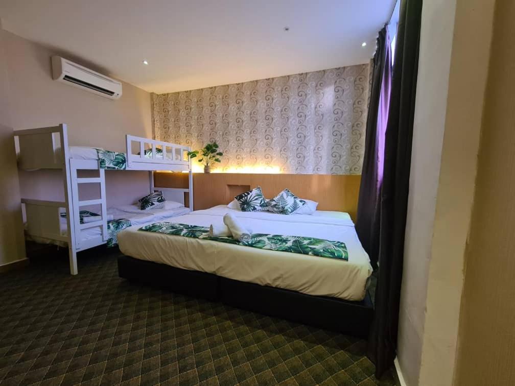 Grandeur Hotel And Spa Malacca Bagian luar foto