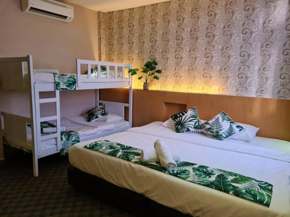 Grandeur Hotel And Spa Malacca Bagian luar foto